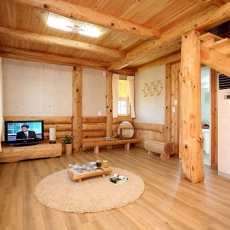 Jeju Bille Log Pension Seogwipo Esterno foto